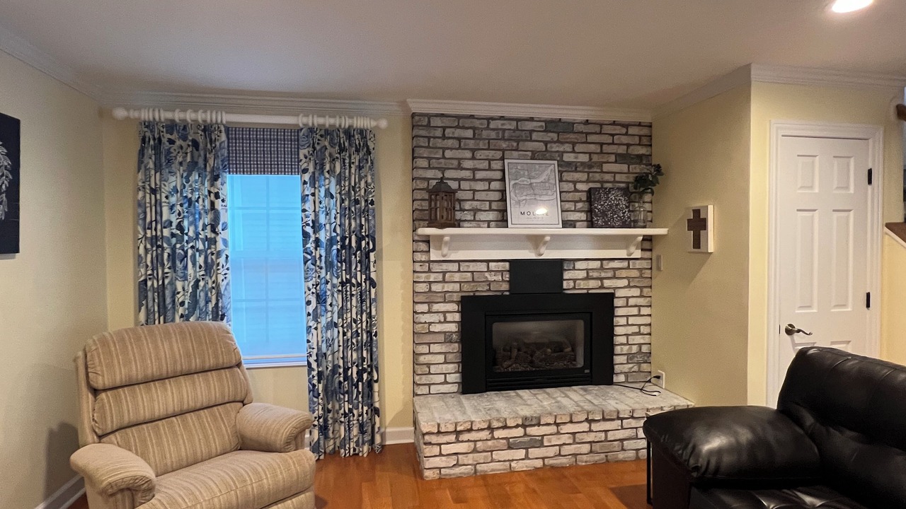 Photo of Livingroom in Moline