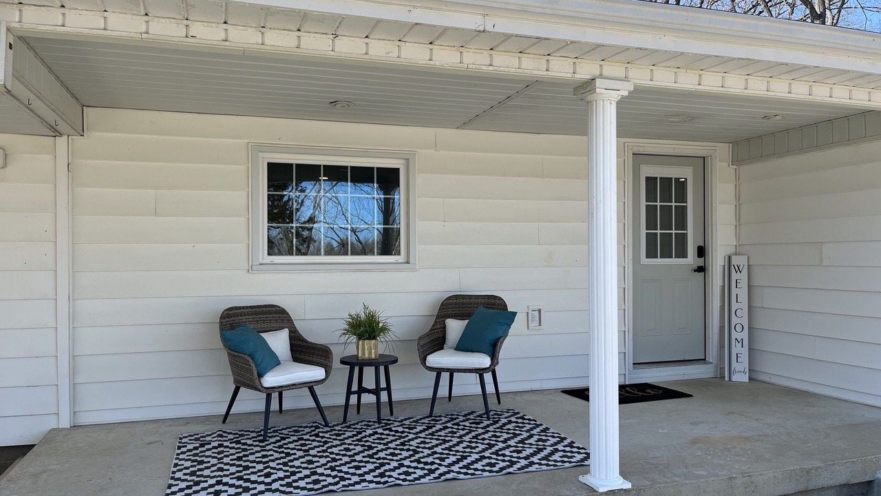 Photo of Patio Balcony in Dale