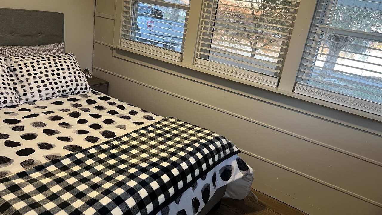 Photo of Bedroom in Dale