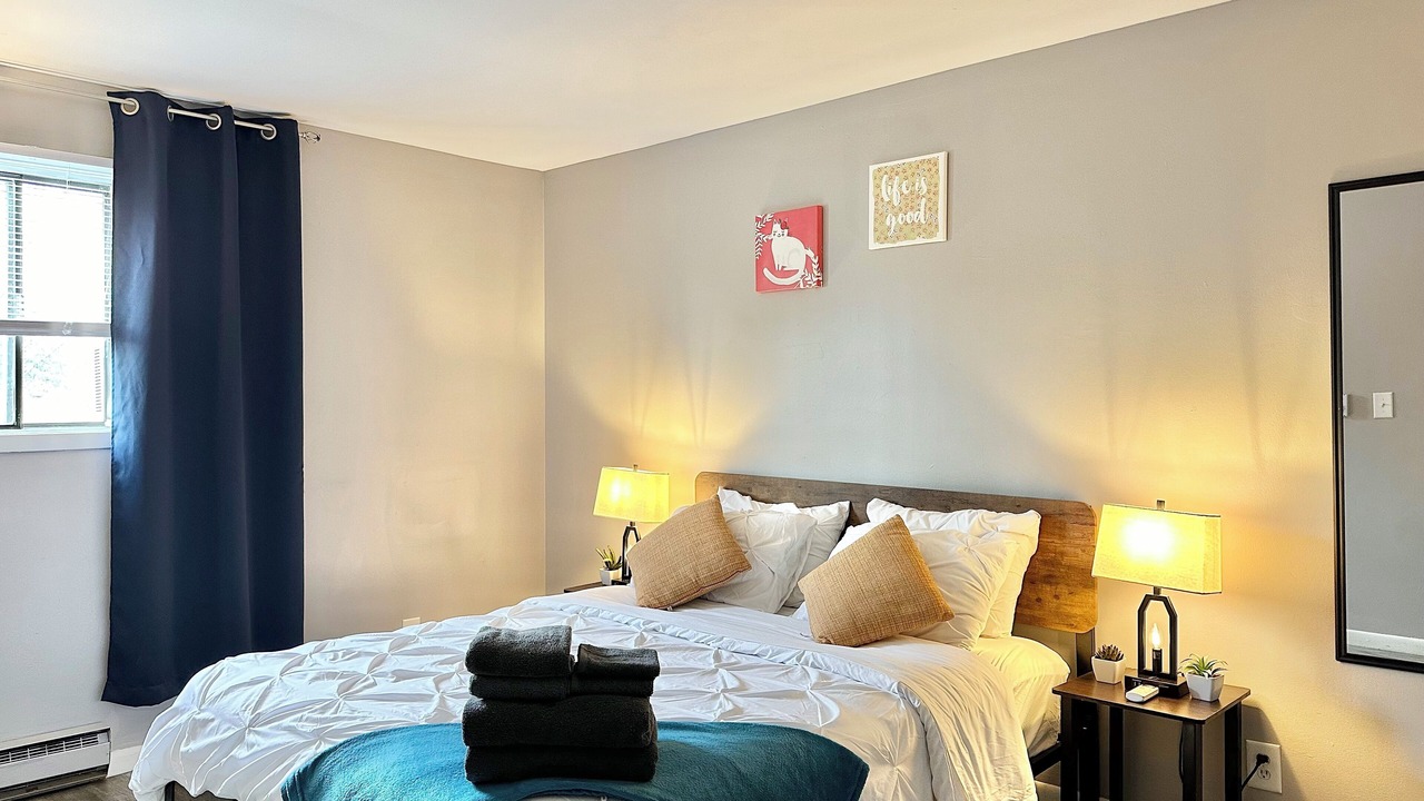 Photo of Bedroom in Aurora