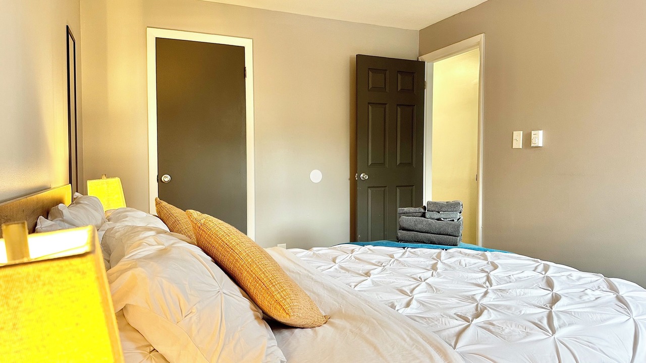 Photo of Bedroom in Aurora
