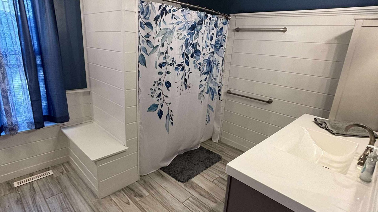 Photo of Bathroom in Huntley