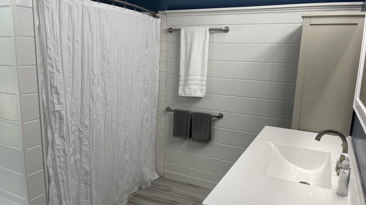 Photo of Bathroom in Huntley