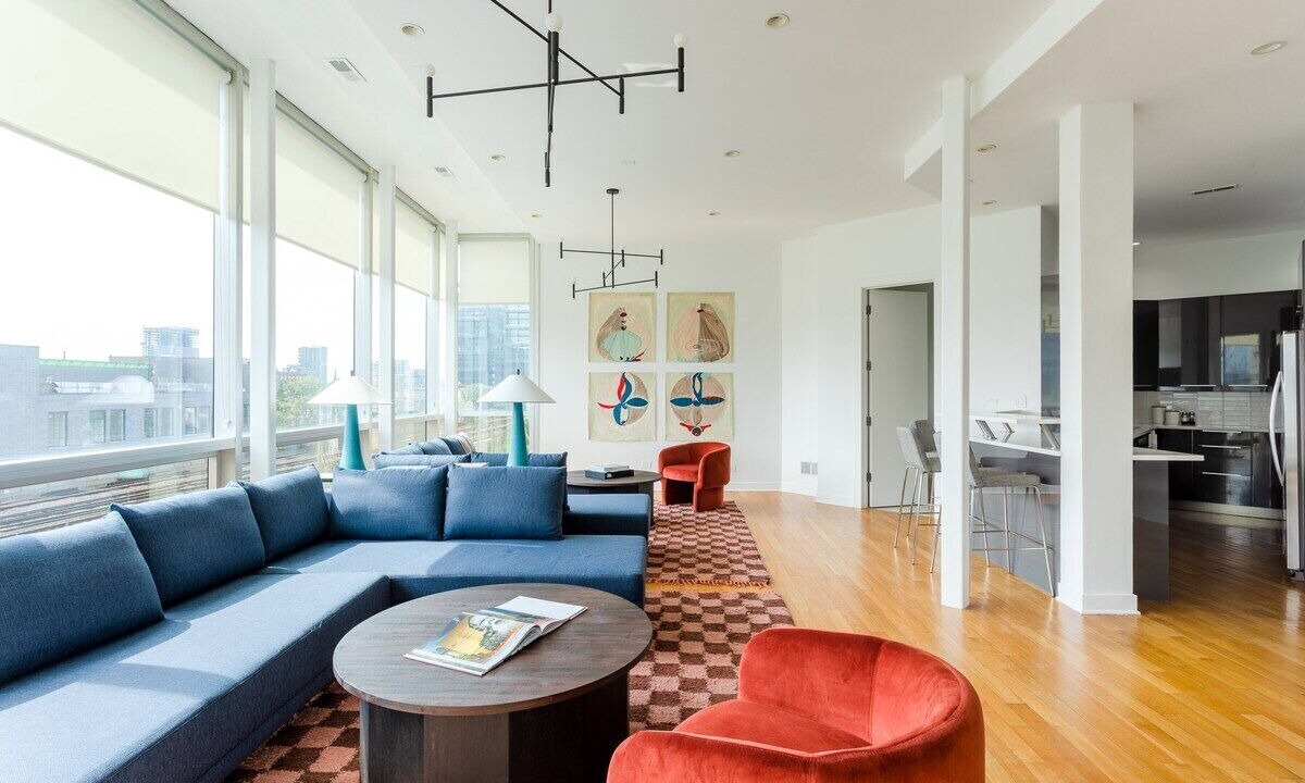 Photo of Livingroom in West Town