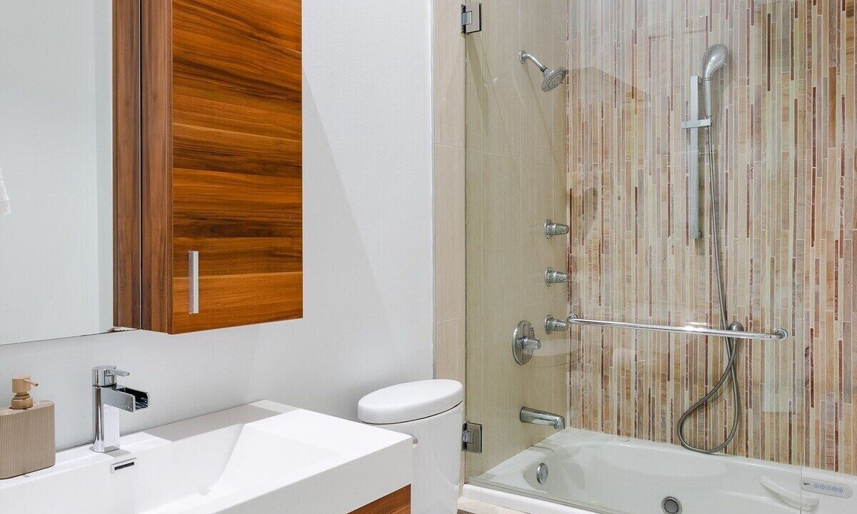 Photo of Bathroom in West Town