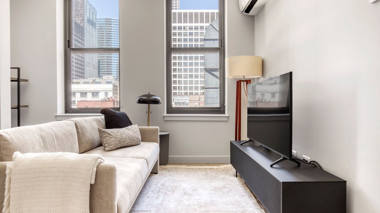 Photo of Livingroom in The Loop