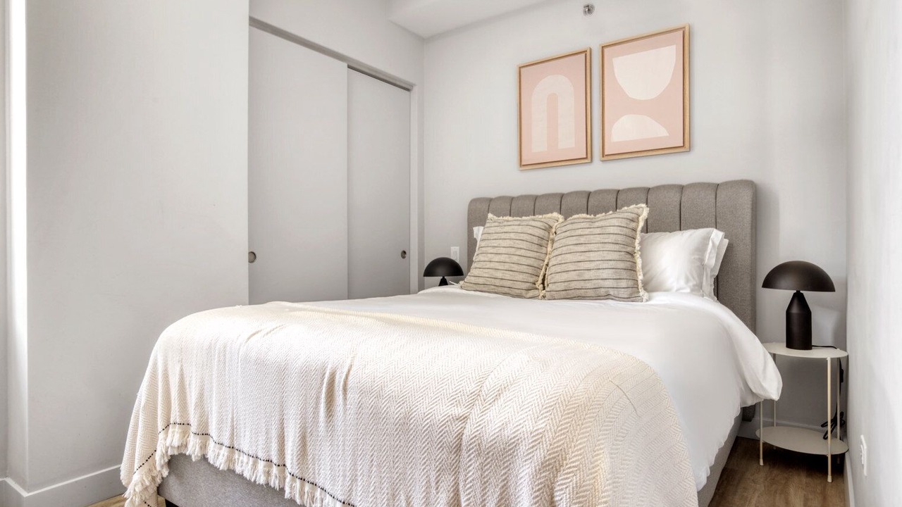 Photo of Bedroom in The Loop