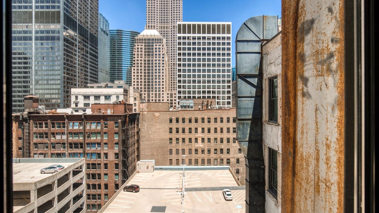 Photo of Others in The Loop
