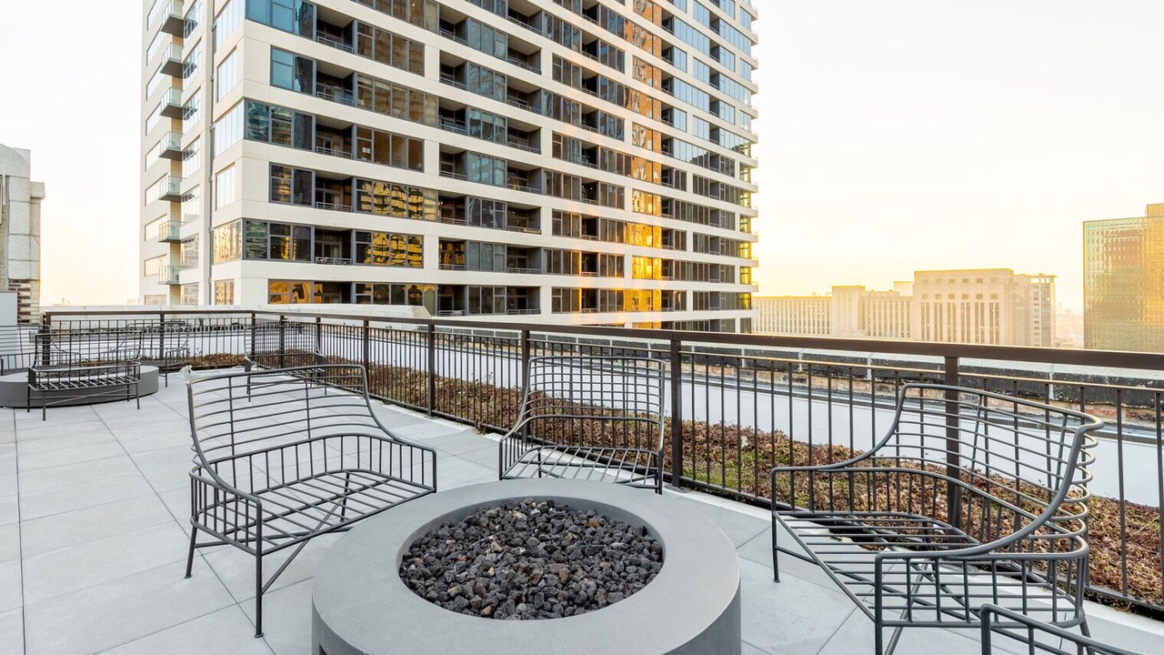 Photo of Patio Balcony in The Loop