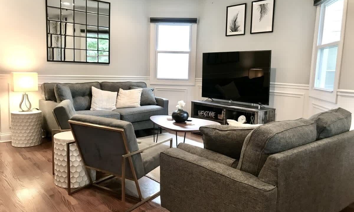 Photo of Livingroom in Forest Park