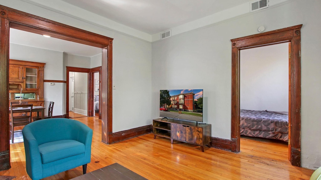 Photo of Bedroom in Uptown