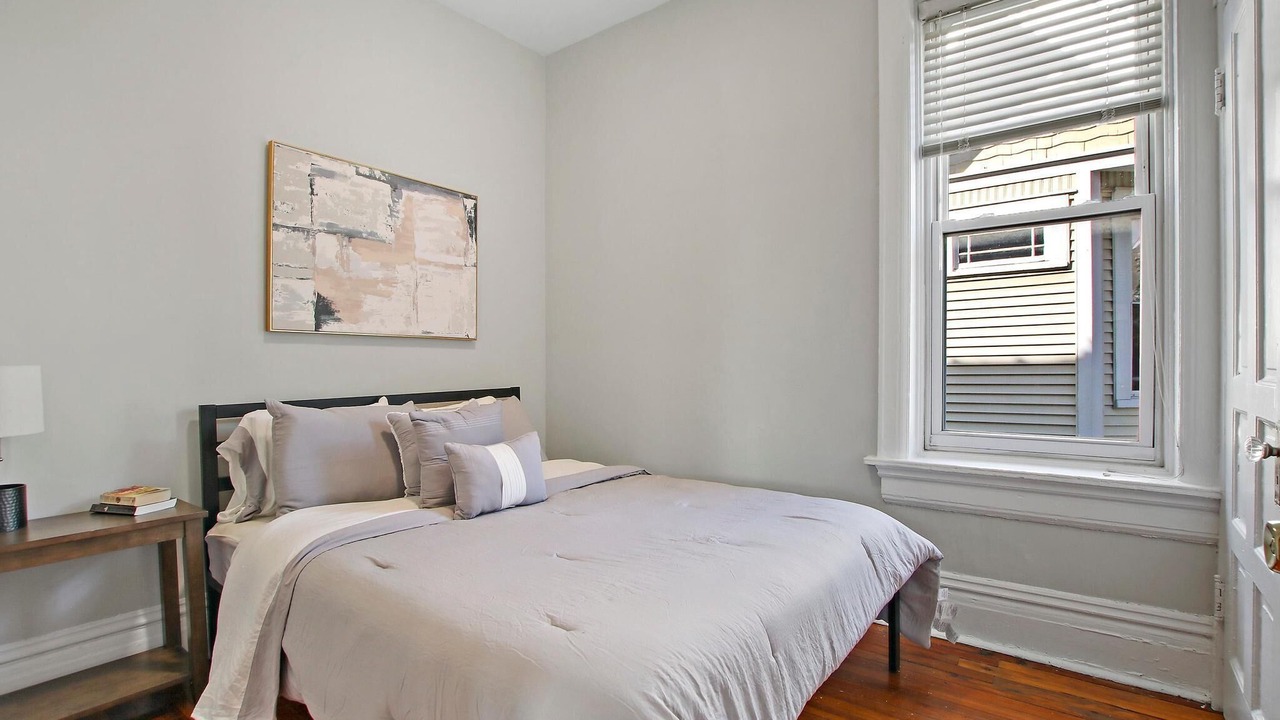 Photo of Bedroom in Uptown