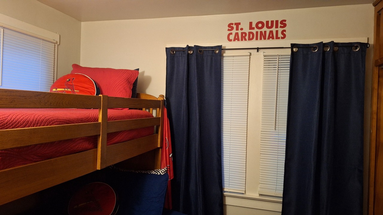 Photo of Bedroom in Belleville