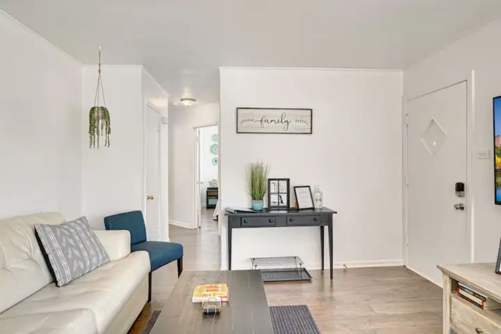 Photo of Livingroom in Lombard