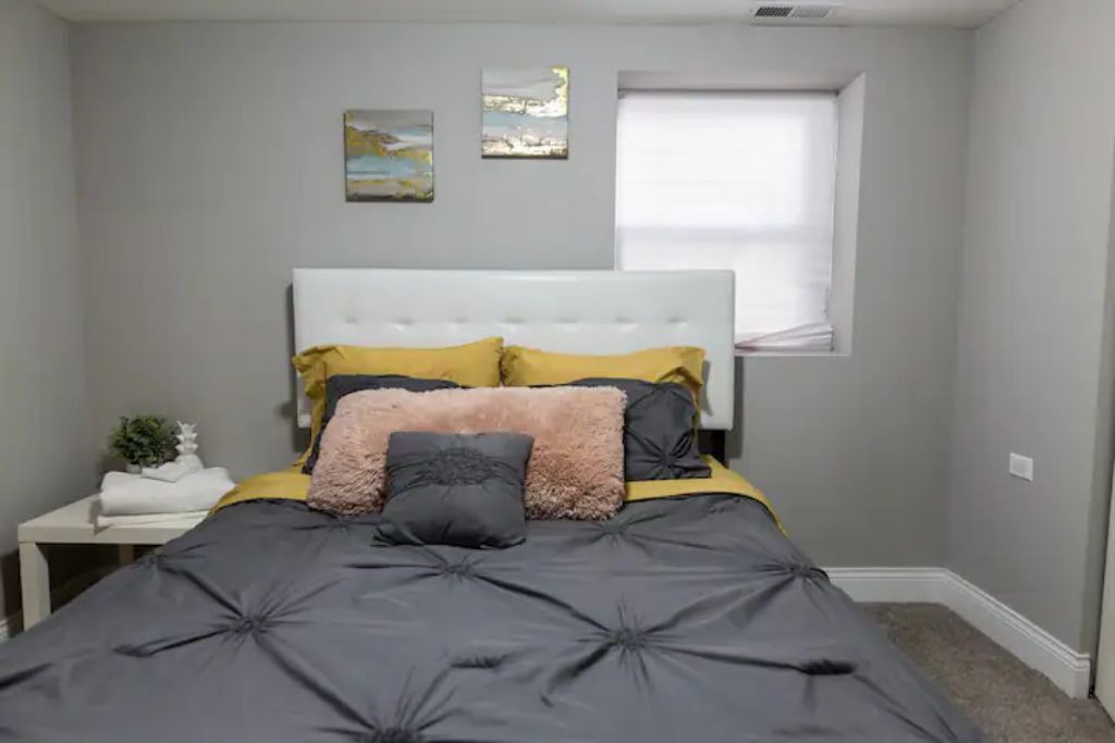 Photo of Bedroom in Albany Park