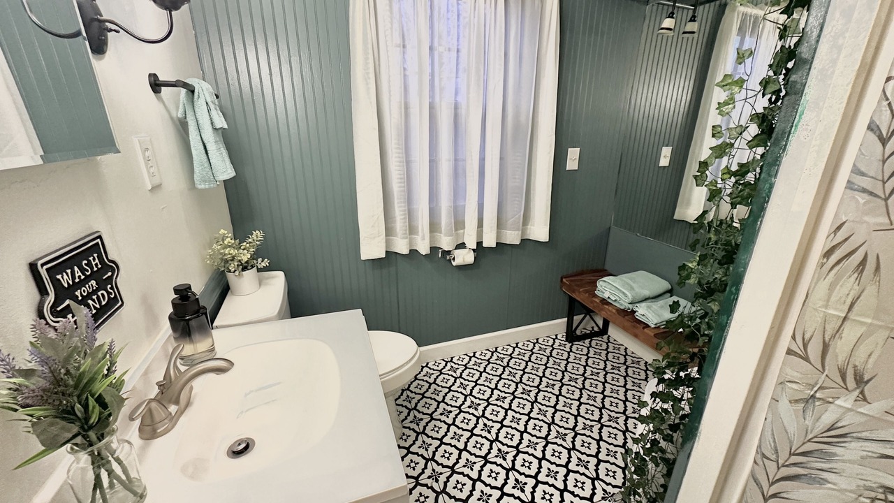 Photo of Bathroom in West Peoria