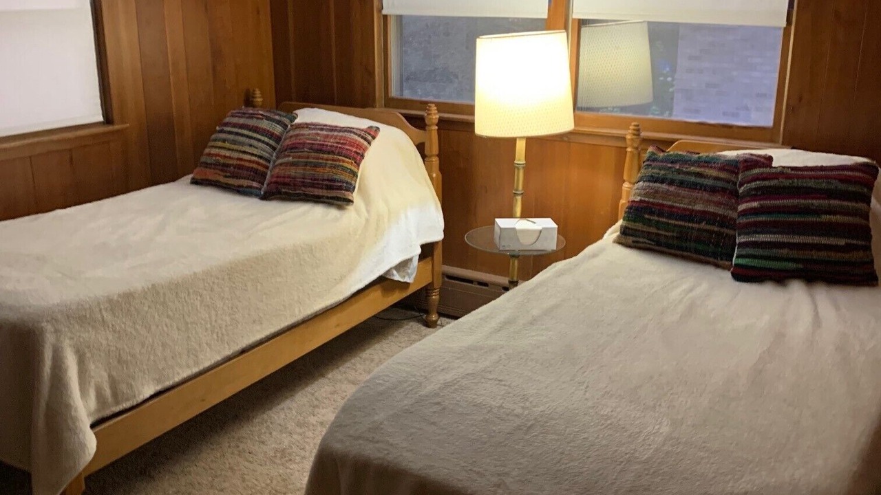 Photo of Bedroom in Channel Lake