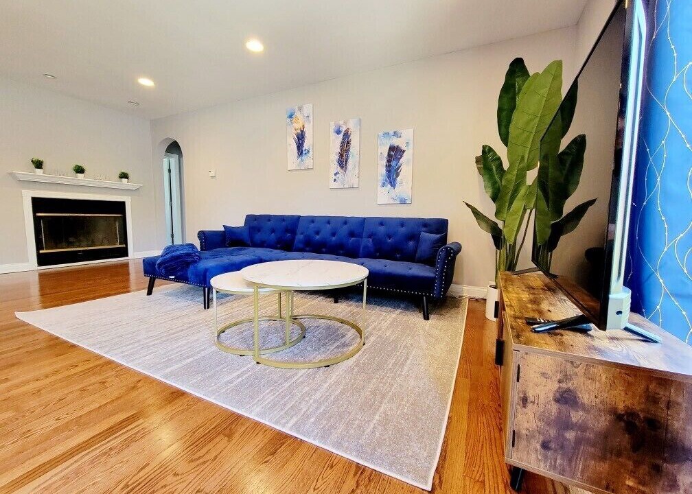 Photo of Livingroom in Des Plaines
