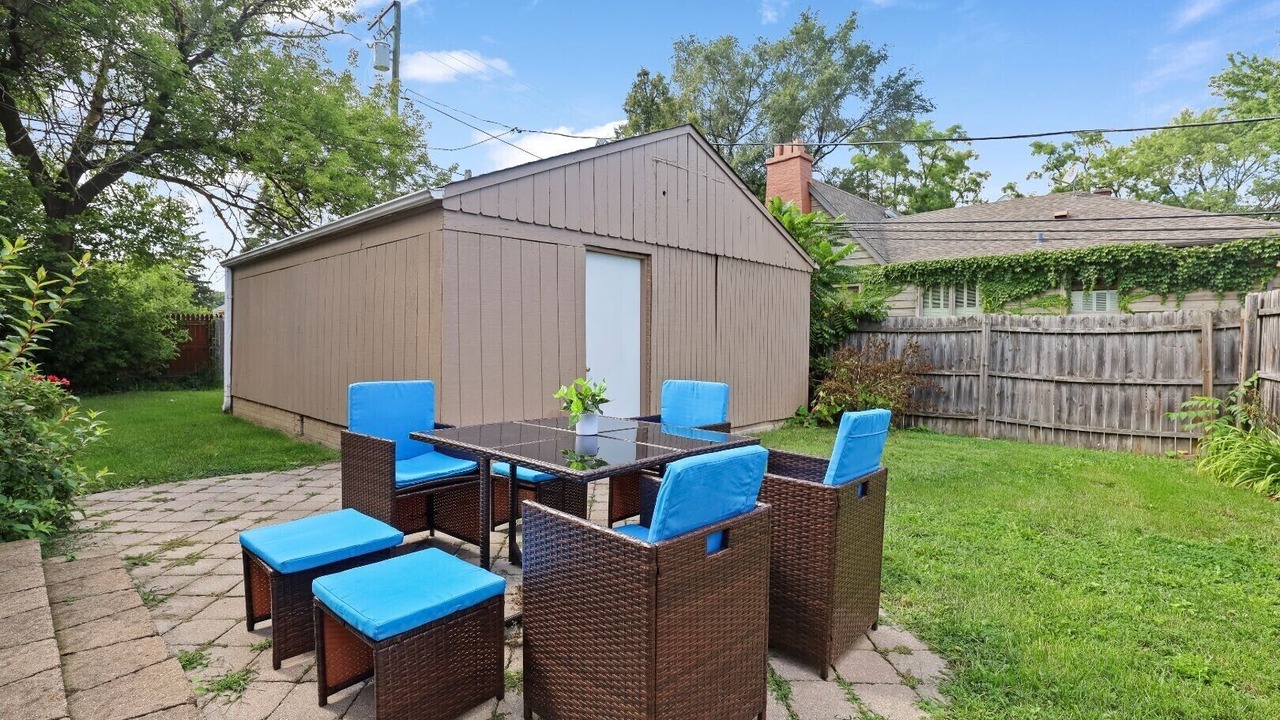 Photo of Outdoor in Des Plaines