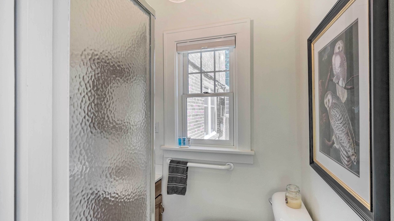 Photo of Bathroom in Savanna