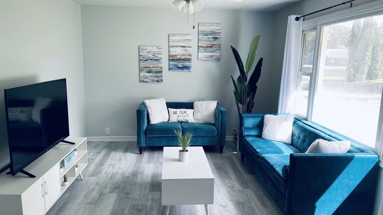 Photo of Livingroom in Effingham