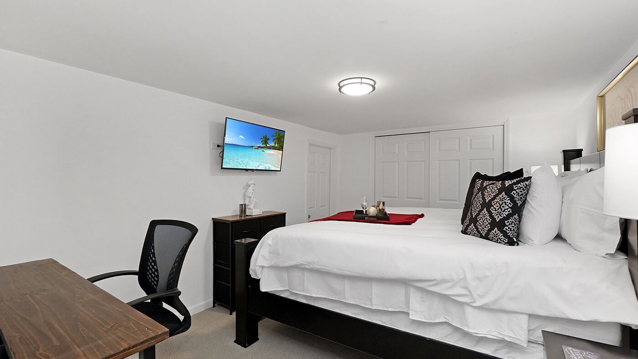 Photo of Bedroom in Arlington Heights