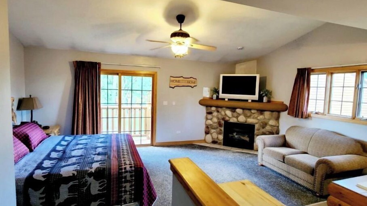 Photo of Bedroom in Oglesby