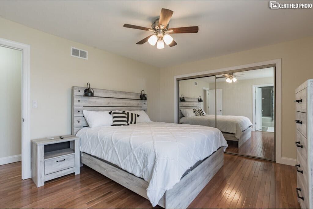 Photo of Bedroom in Fox Valley