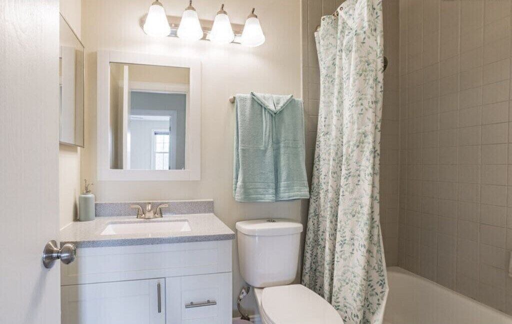 Photo of Bathroom in Fox Valley