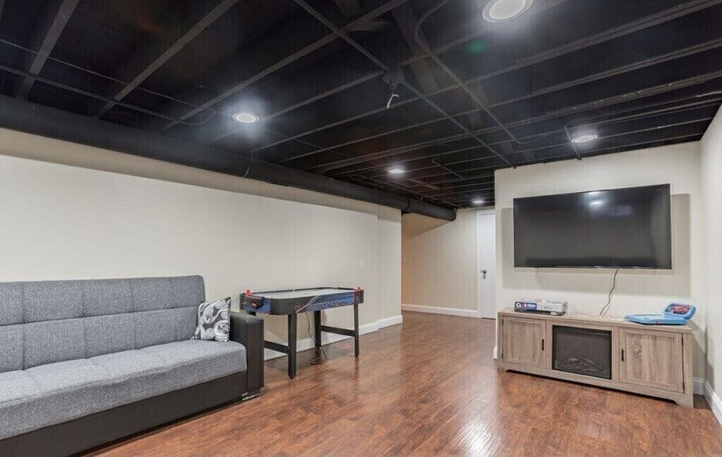 Photo of Livingroom in Fox Valley