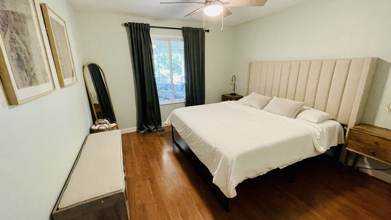 Photo of Bedroom in Marshall