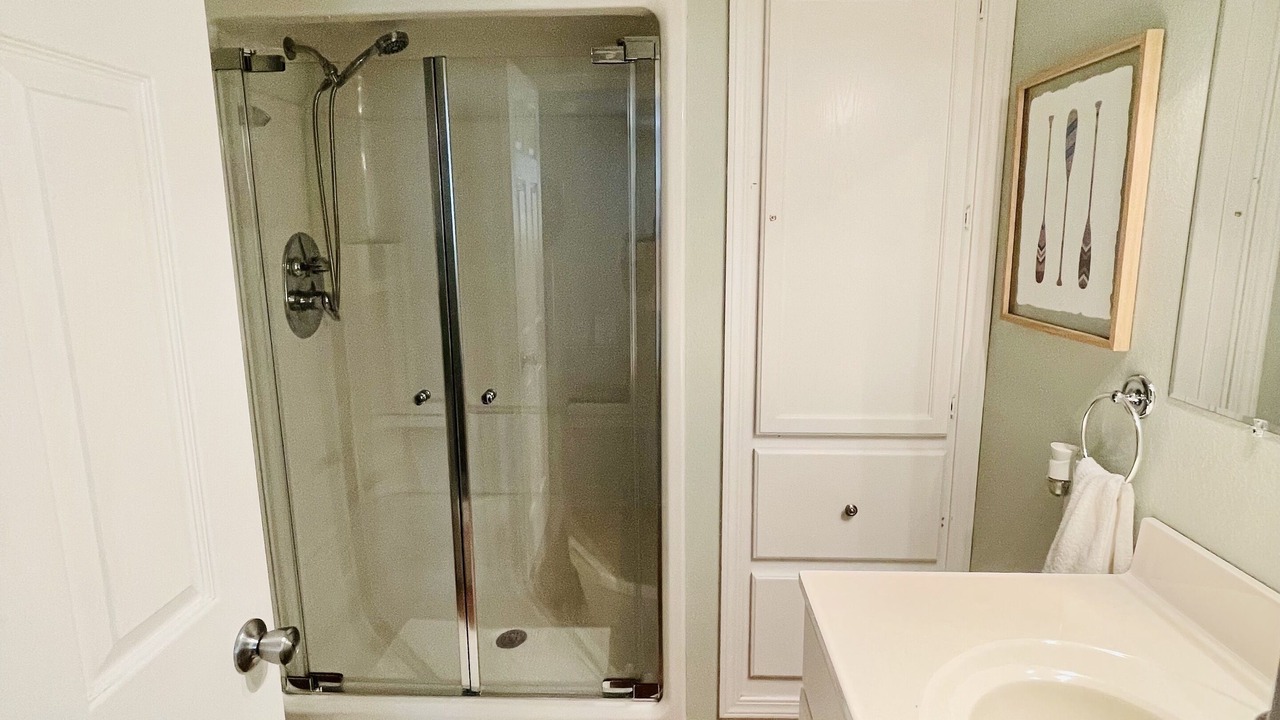 Photo of Bathroom in Marshall