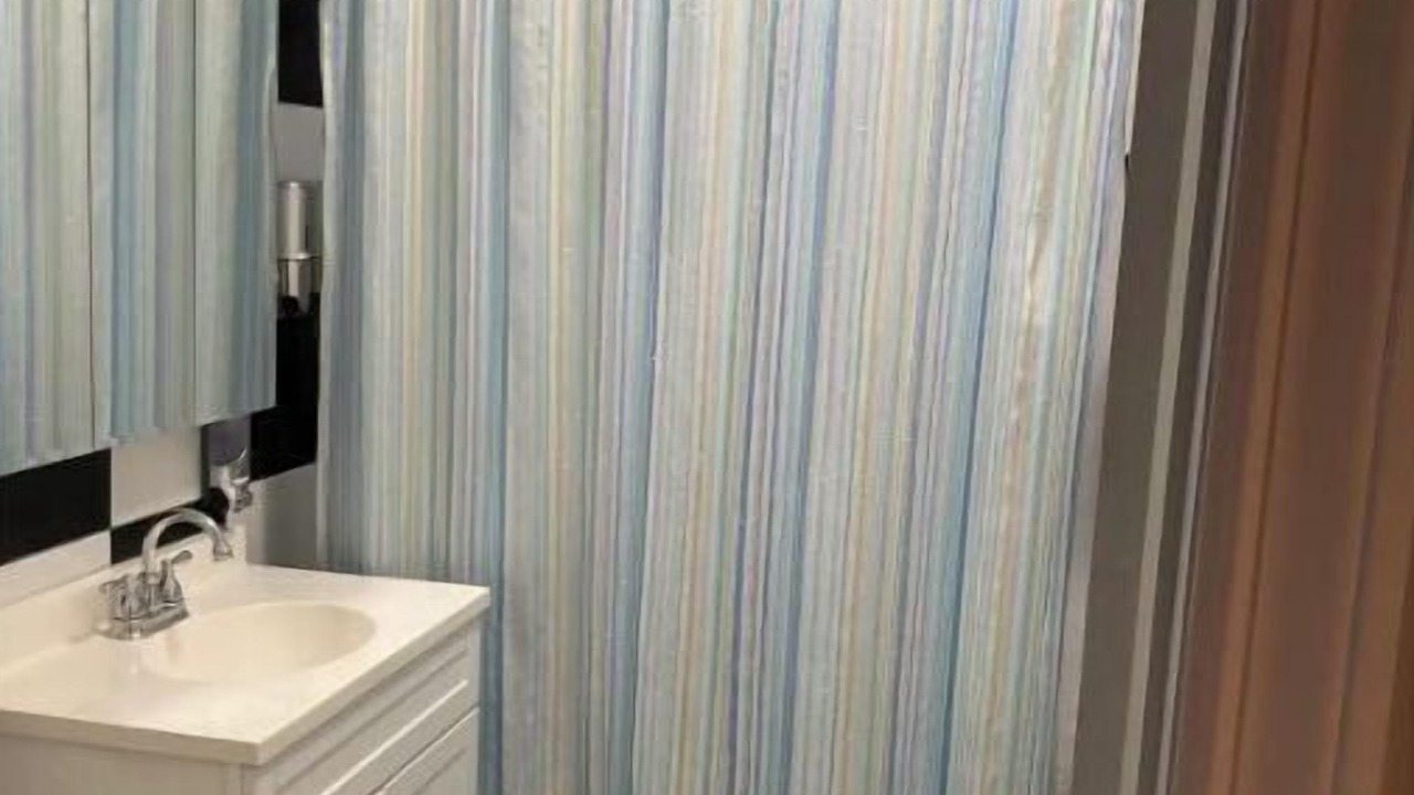 Photo of Bathroom in Avondale