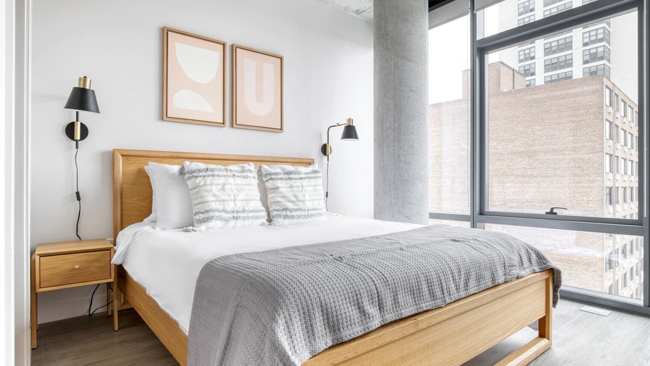 Photo of Bedroom in Lake View East