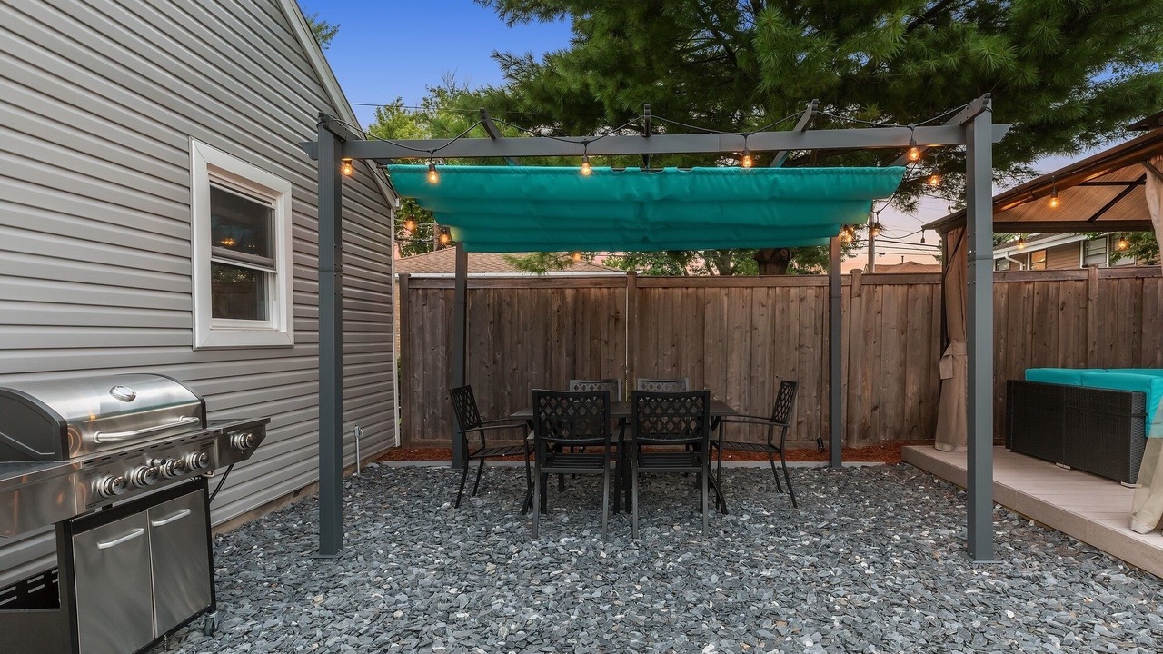 Photo of Outdoor in Brookfield