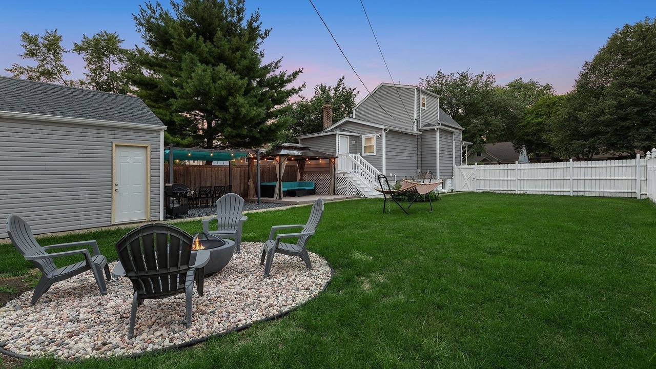 Photo of Outdoor in Brookfield