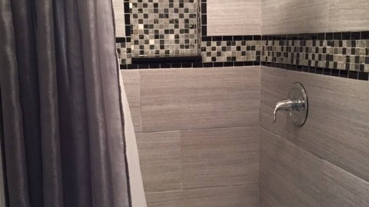 Photo of Bathroom in Oak Park