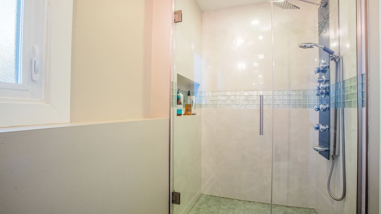 Photo of Bathroom in Elk Grove Village