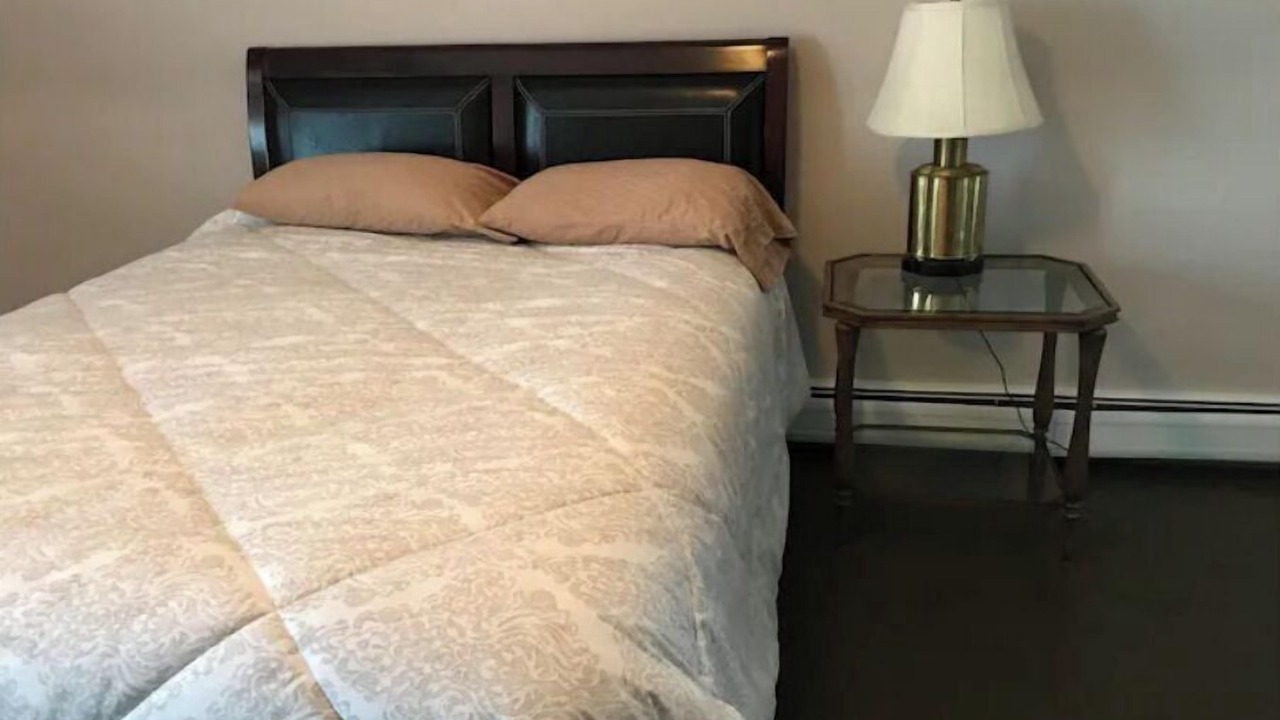 Photo of Bedroom in Des Plaines