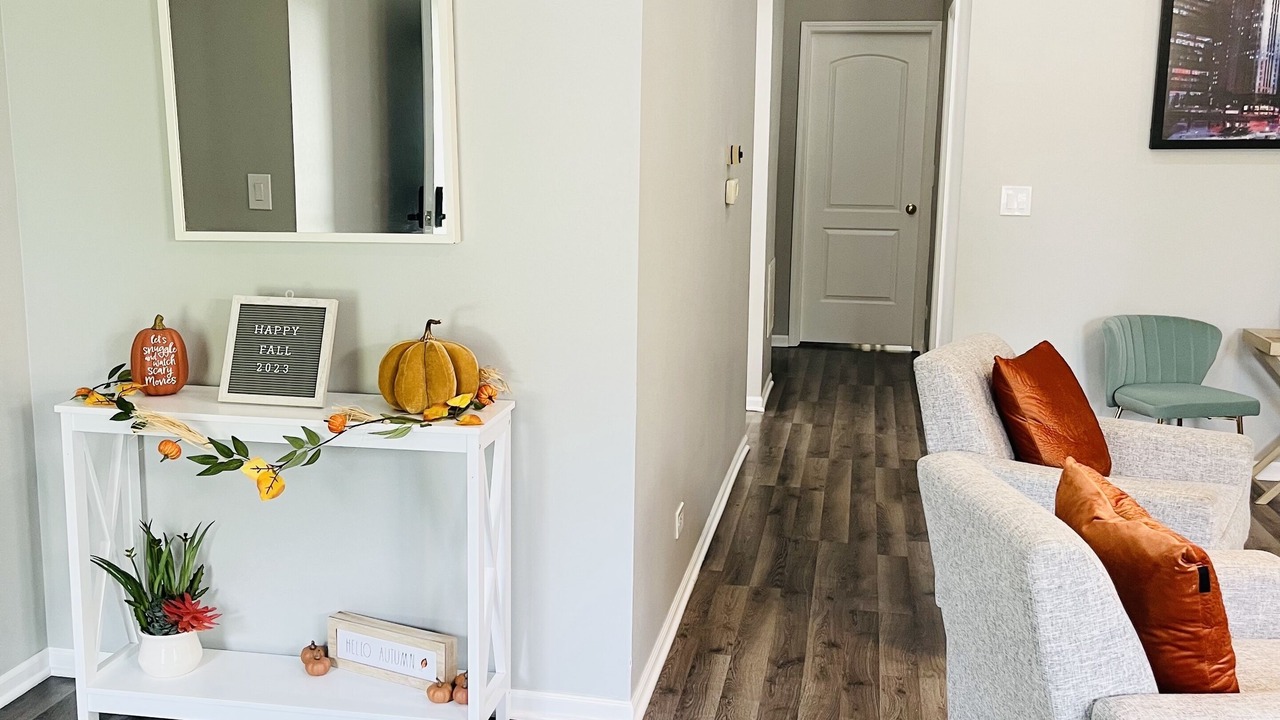 Photo of Livingroom in Mundelein