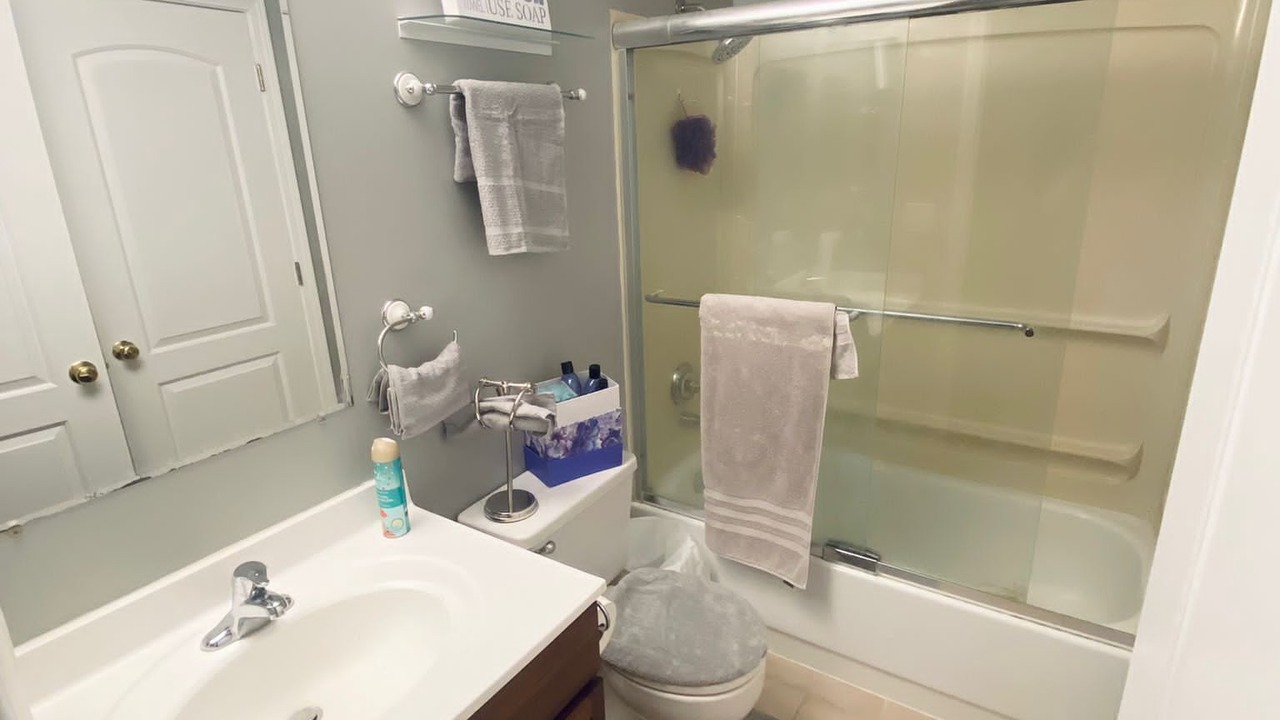 Photo of Bathroom in Mundelein