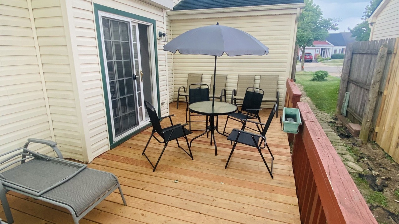 Photo of Patio Balcony in Mundelein