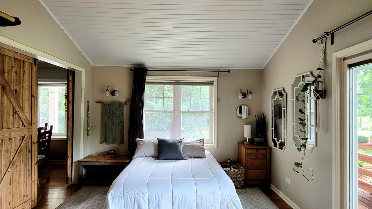 Photo of Bedroom in St. Charles