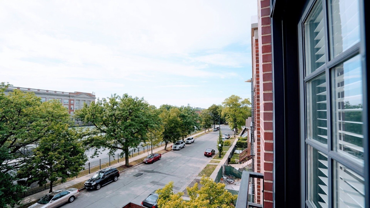 Photo of Outdoor in Near West Side