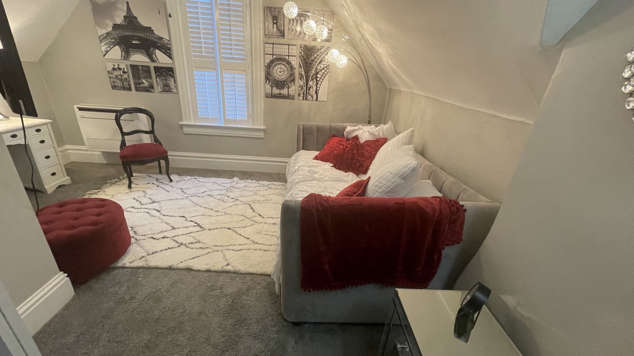 Photo of Bedroom in Belleville