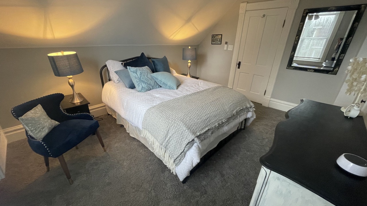 Photo of Bedroom in Belleville