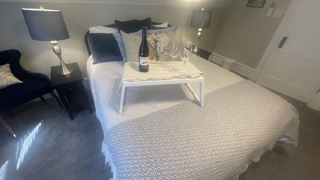 Photo of Bedroom in Belleville