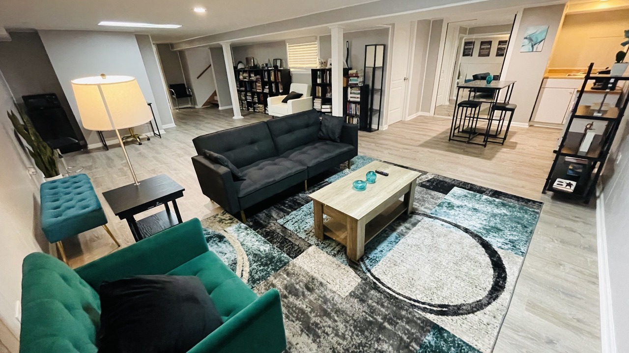 Photo of Livingroom in Glenview