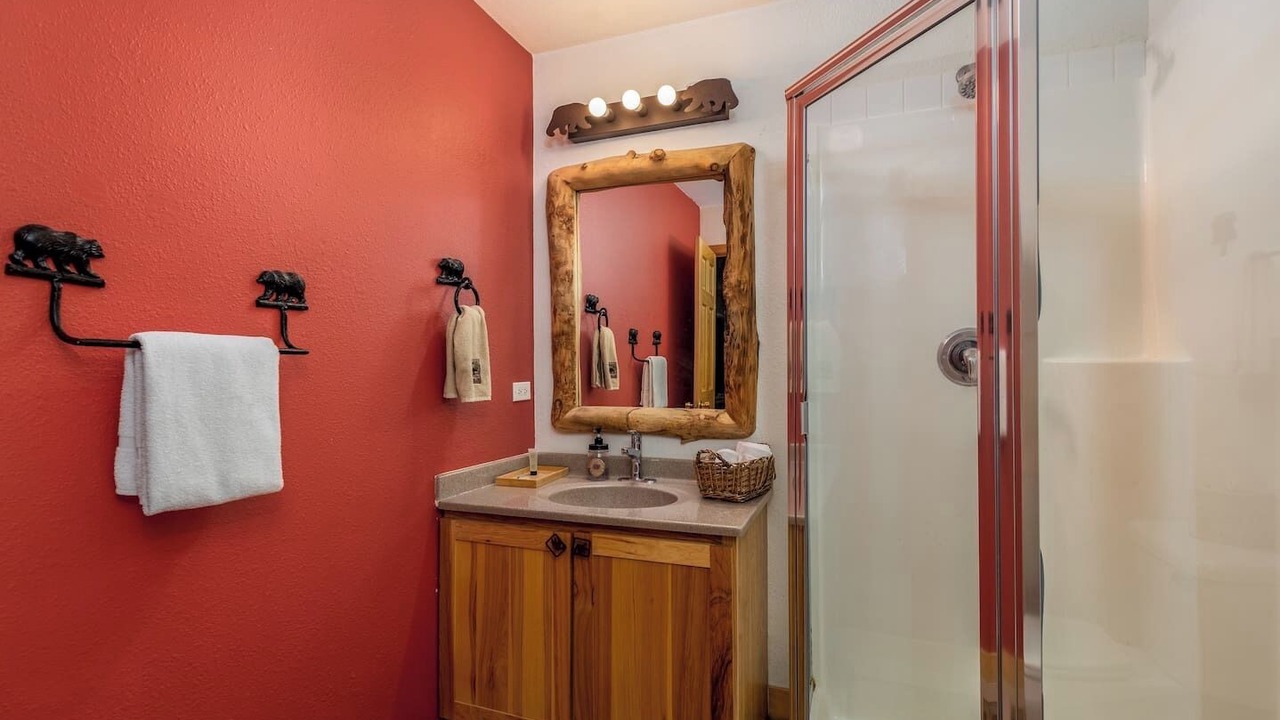 Photo of Bathroom in Oglesby