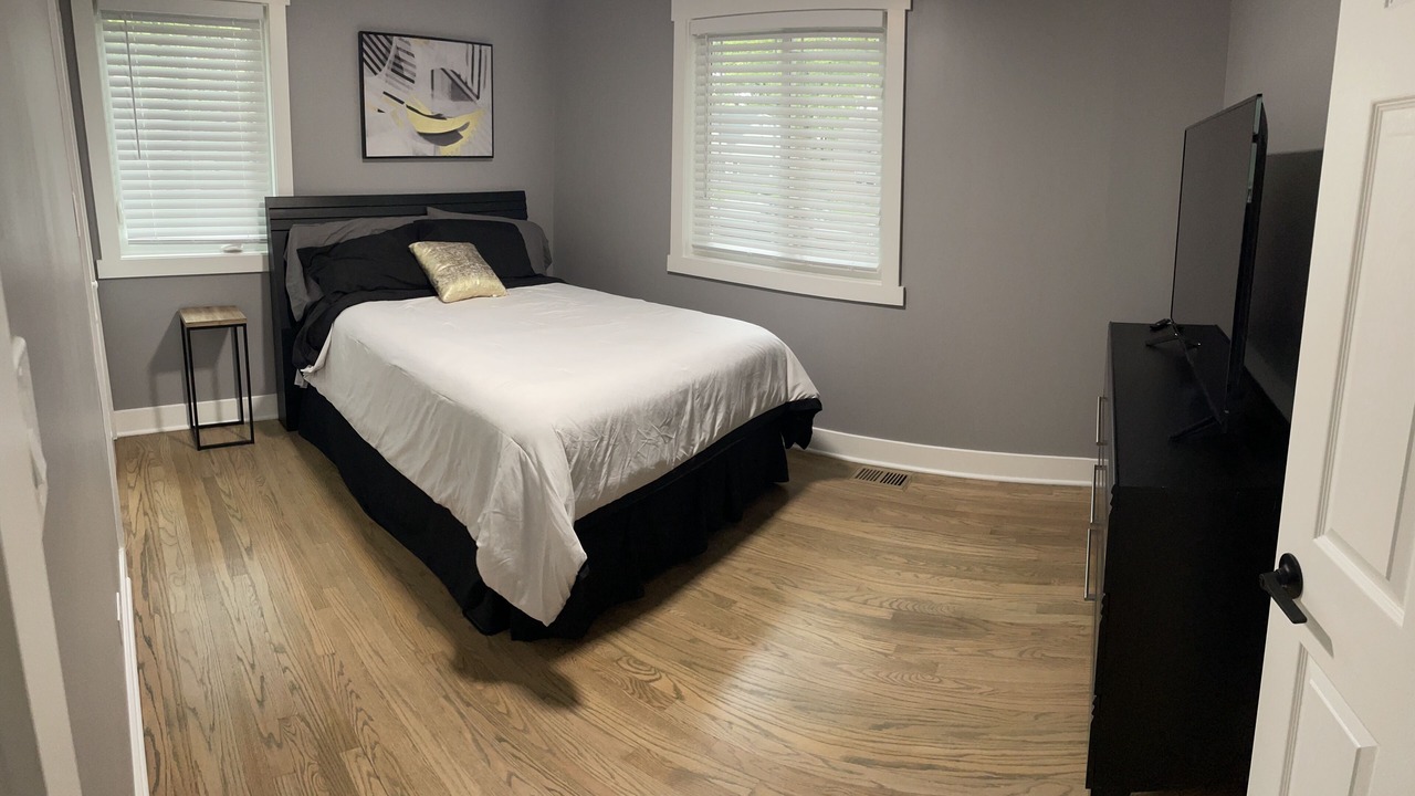 Photo of Bedroom in Des Plaines